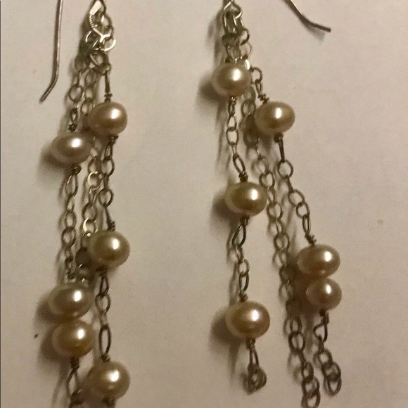 New Earrings 6 Faux Pearls on 3 Silver Color Strands - Picture 5 of 16